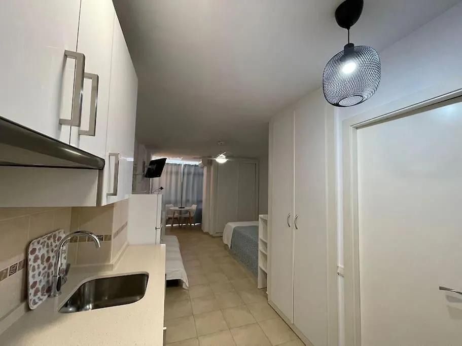 Aguila Beach 115 بينالماذينا