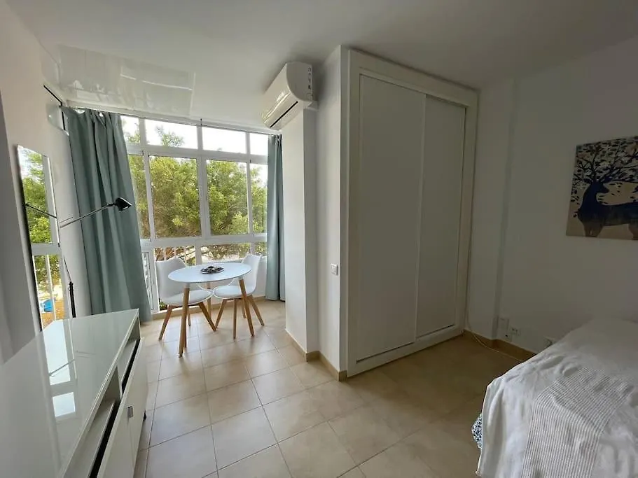 Aguila Beach 115 بينالماذينا شقة